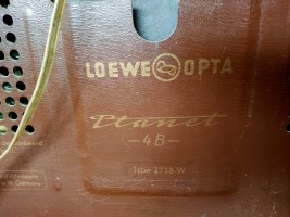 Loewe opta planet 4B type 2738W (5)